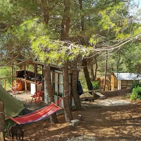 Дом отдыха Zelt 5 Camp West *