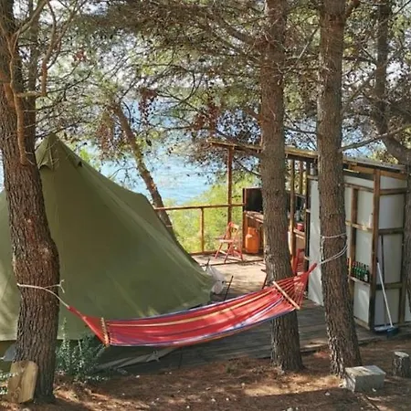 Zelt 5 Camp West